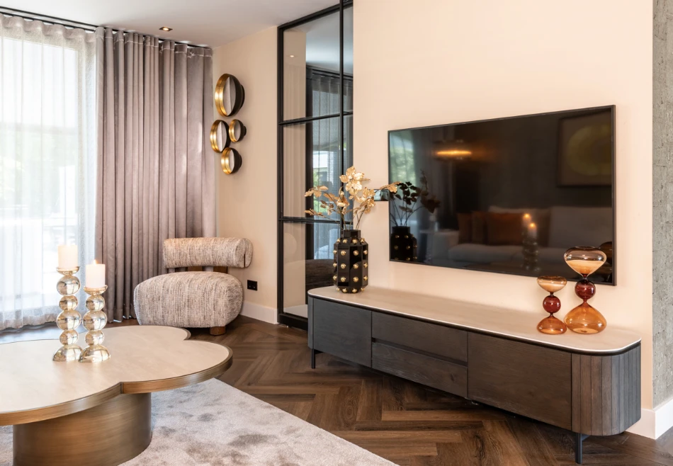 TV-dressoir Ritz 2-deurs 1-la (Bruin) by Richmond Interiors