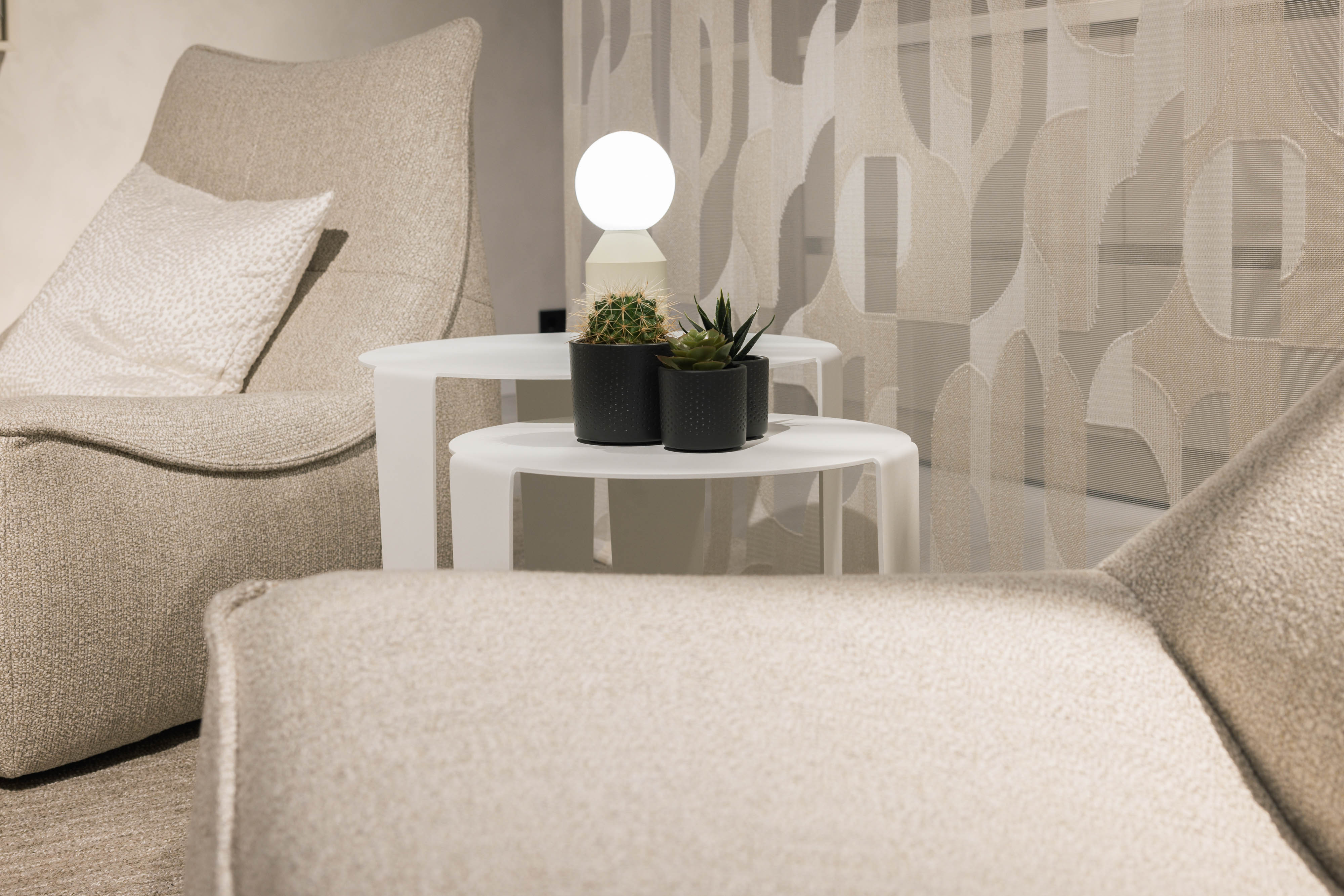 Bijzettafel CASCADO | 3 kleuren