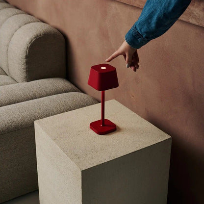 Tafellamp oplaadbaar Ava Berry Rood