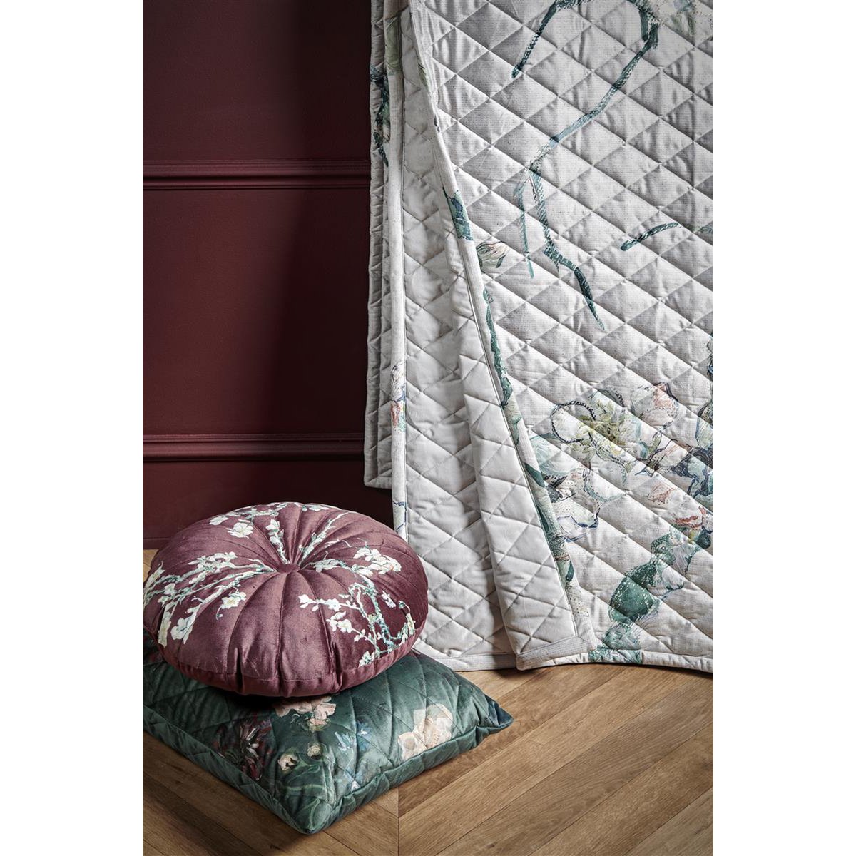 Beddinghouse x Van Gogh Museum Blossoming bedsprei - depauwwonen