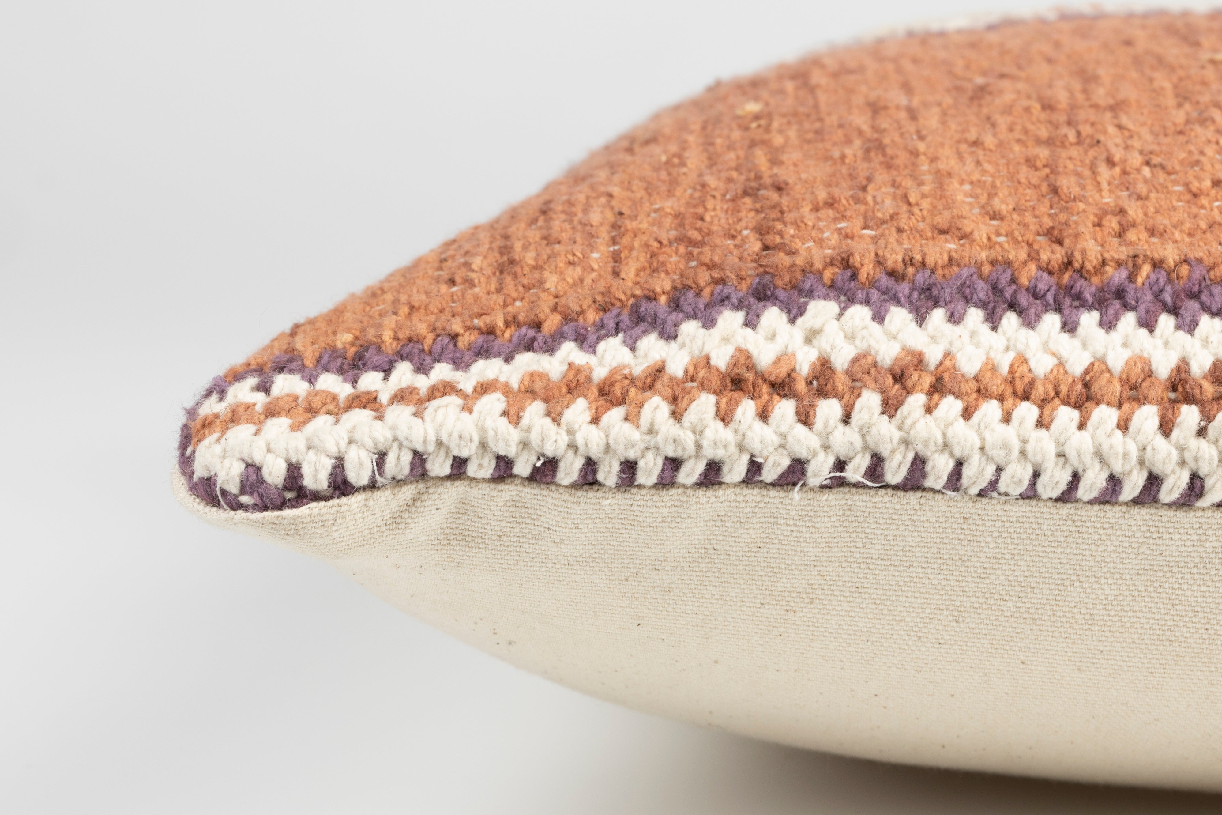 Cushion Gambit 45x45