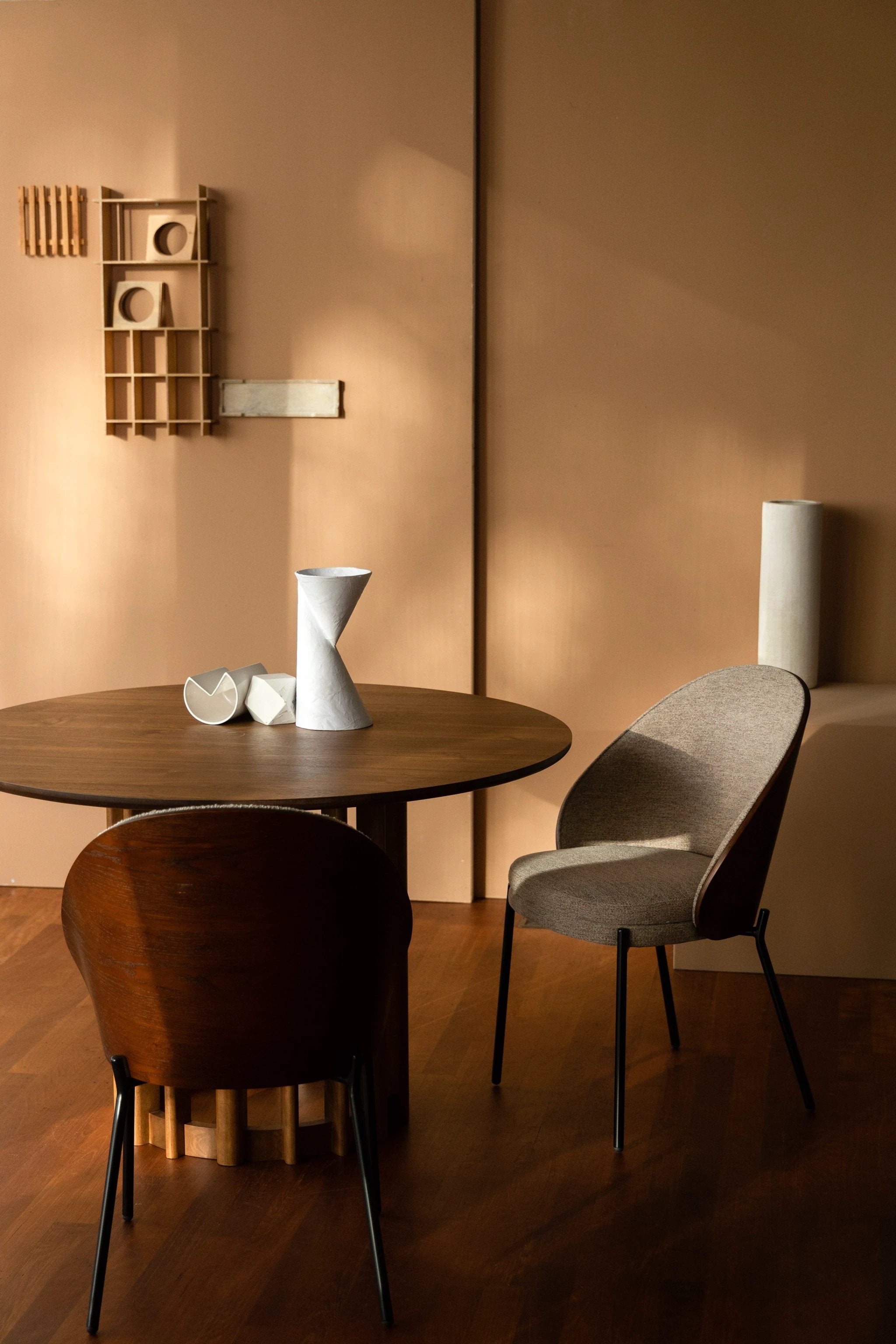Eetafel Barlet 120' Walnut by Dutchbone