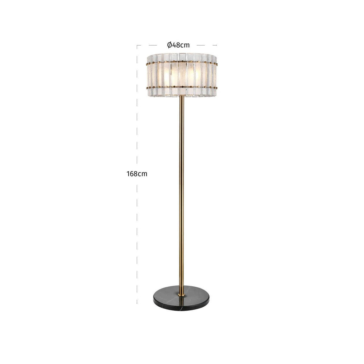 Antieke messing vloerlamp Feline van Richmond Interiors met elegante ontwerp en metalen voet en kap.