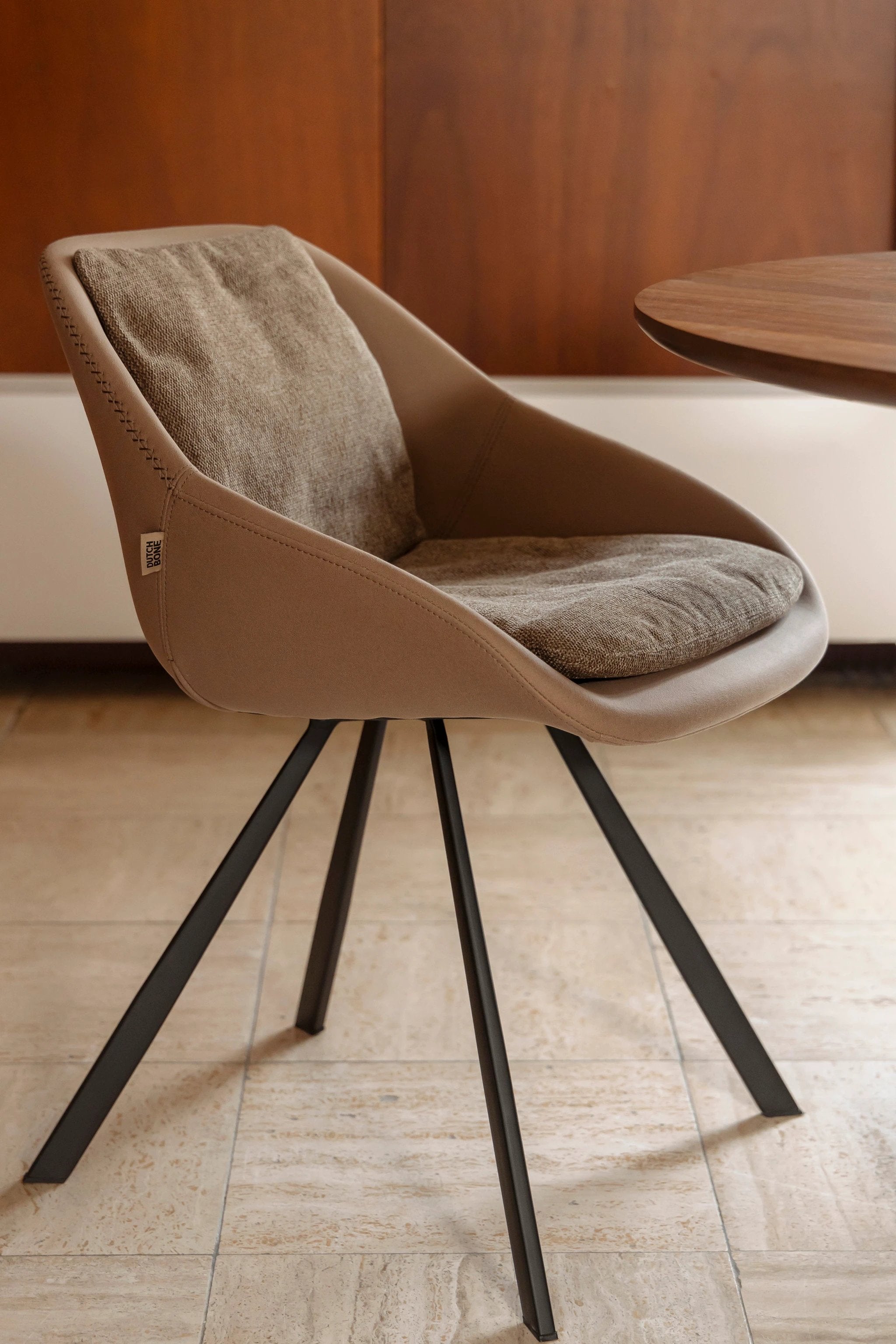 Eetkamerstoel Wakefield Beige by Dutchbone