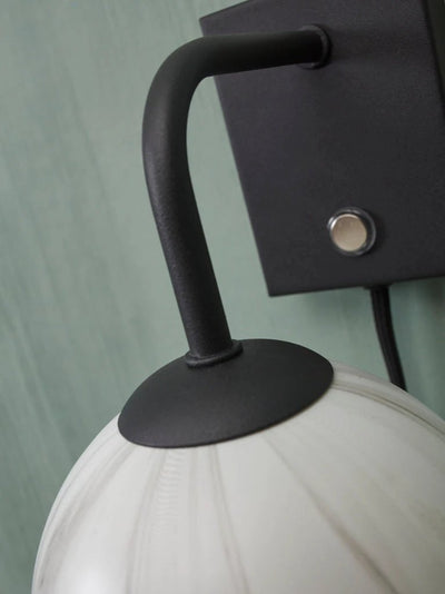 Wandlamp Carrara - Zwart/Wit - 12x18x21cm by it's about RoMi