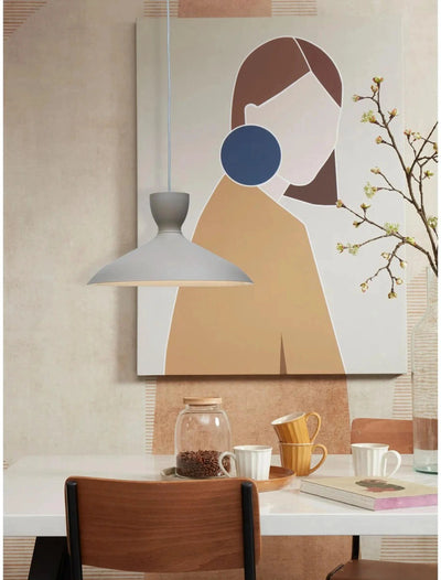 Grijze hanglamp Hanover van it's about RoMi, 40x40x22cm, met een moderne ronde lampenkap en metalen frame.