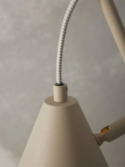 Tafellamp Lisbon- Zand - 18x29x50.5cm by it's about RoMi
