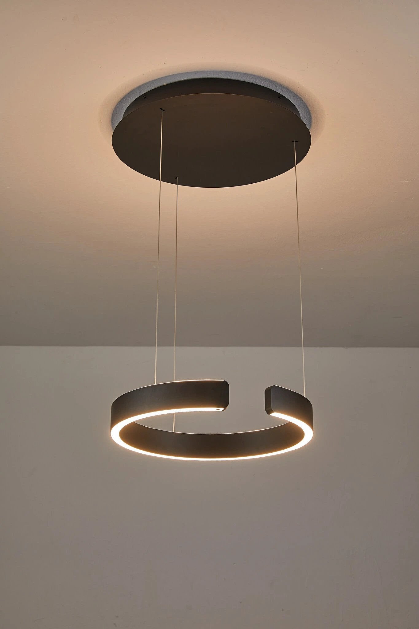 Hanglamp Verve Zwart - in 3 afmetingen by LightDesign