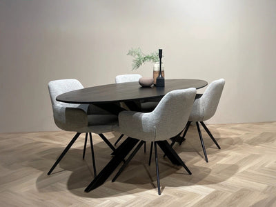 Eettafel Oslo Zwart Ovaal 240 cm by Livingfurn