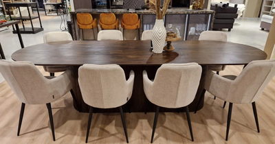 Eettafel Salvator Walnut 300cm by Livingfurn