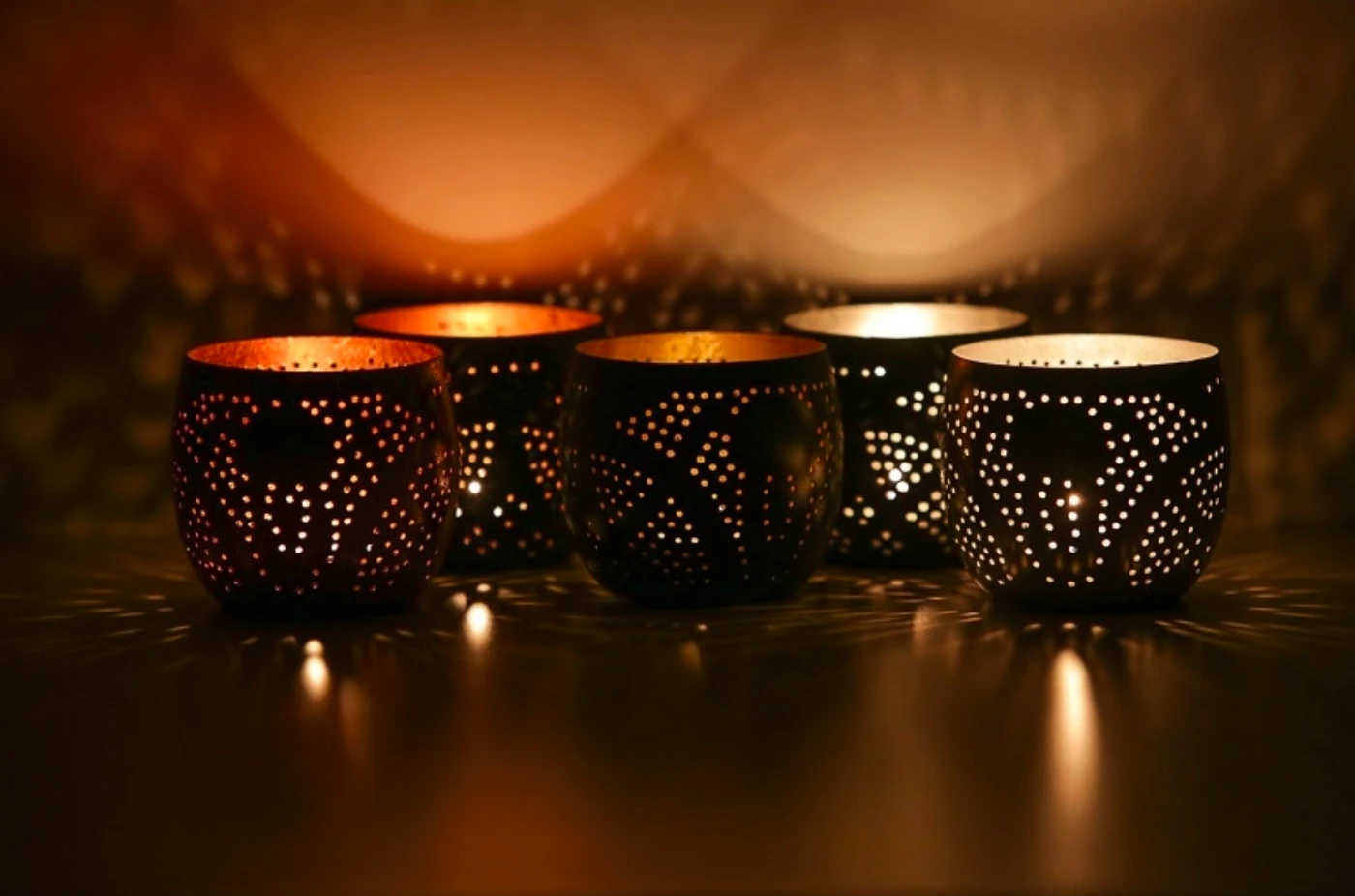 oosterse waxinehouder bol - filigrain stijl zwart-zilver by Orientaals