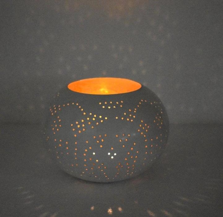 oosterse waxinehouder filigrain - ufo wit-goud by Orientaals