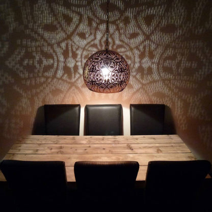 Hanglamp Ameera wit/goud bol - in 2 diameters verkrijgbaar - depauwwonen