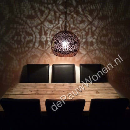 Hanglamp Ameera zwart/goud bol - in 2 diameters verkrijgbaar - depauwwonen