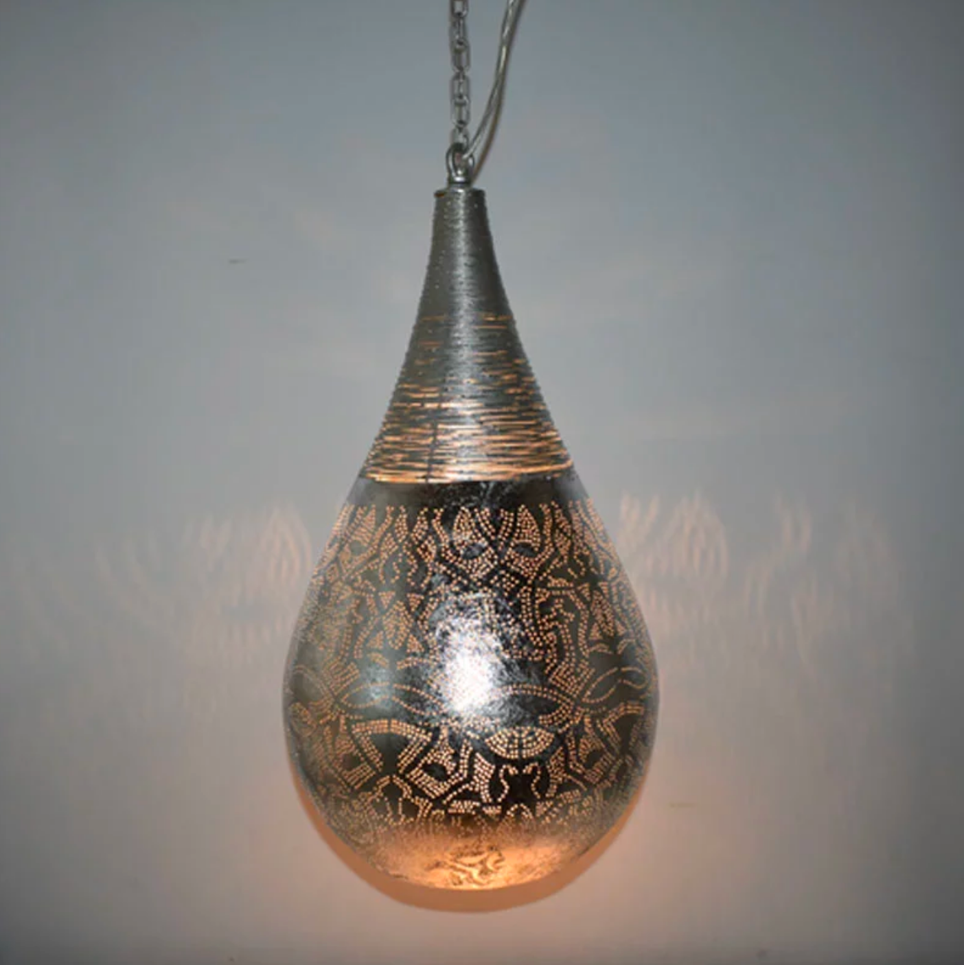 Hanglamp Ameera zilver druppel met draad in 2 maten - depauwwonen