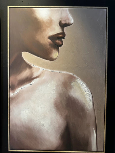 Bruin rechthoekig schilderij van een vrouw, Liliana, door PTMD, hangend aan de muur, modern kunstwerk voor interieurdecoratie