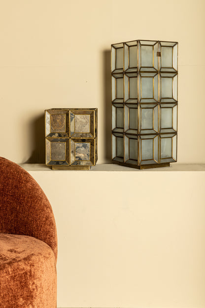 Vertaal Layra Brass steenfineer tafellamp antiek laag naar het Nederlands. - depauwwonen