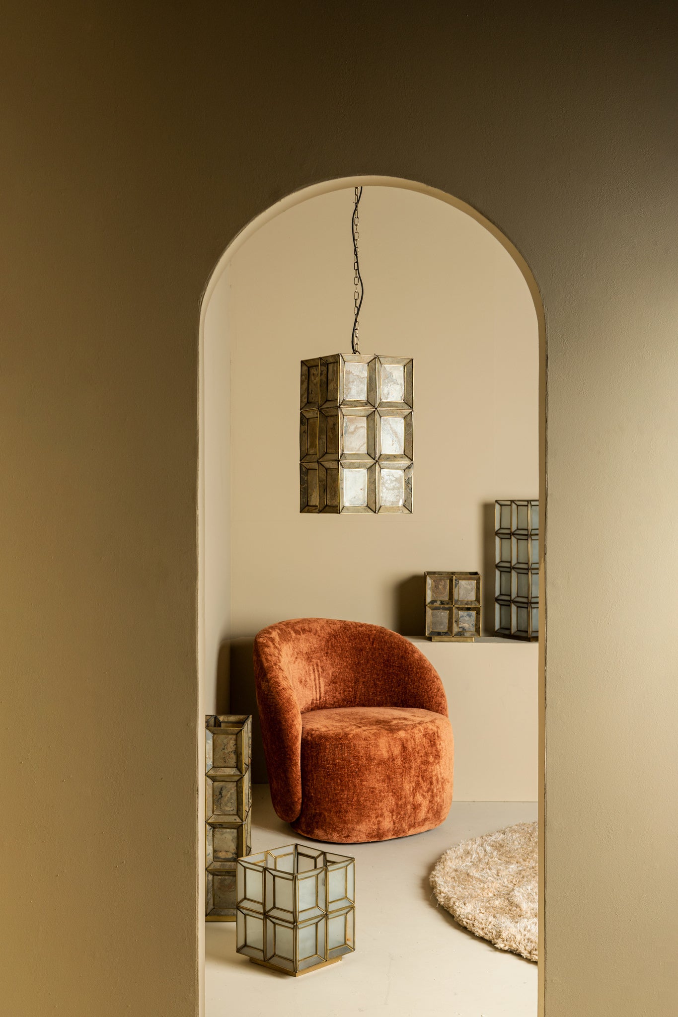 Layra Wit melkglas tafellamp antiek hoog - depauwwonen