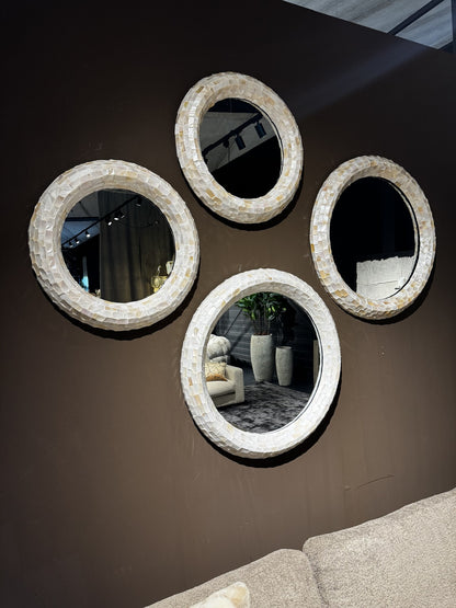 Chelsae Crème poly ronde schelpspiegel klein - depauwwonen