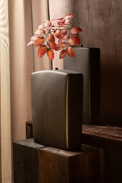 Janettee Zwarte rechthoekige keramische fles L by PTMD