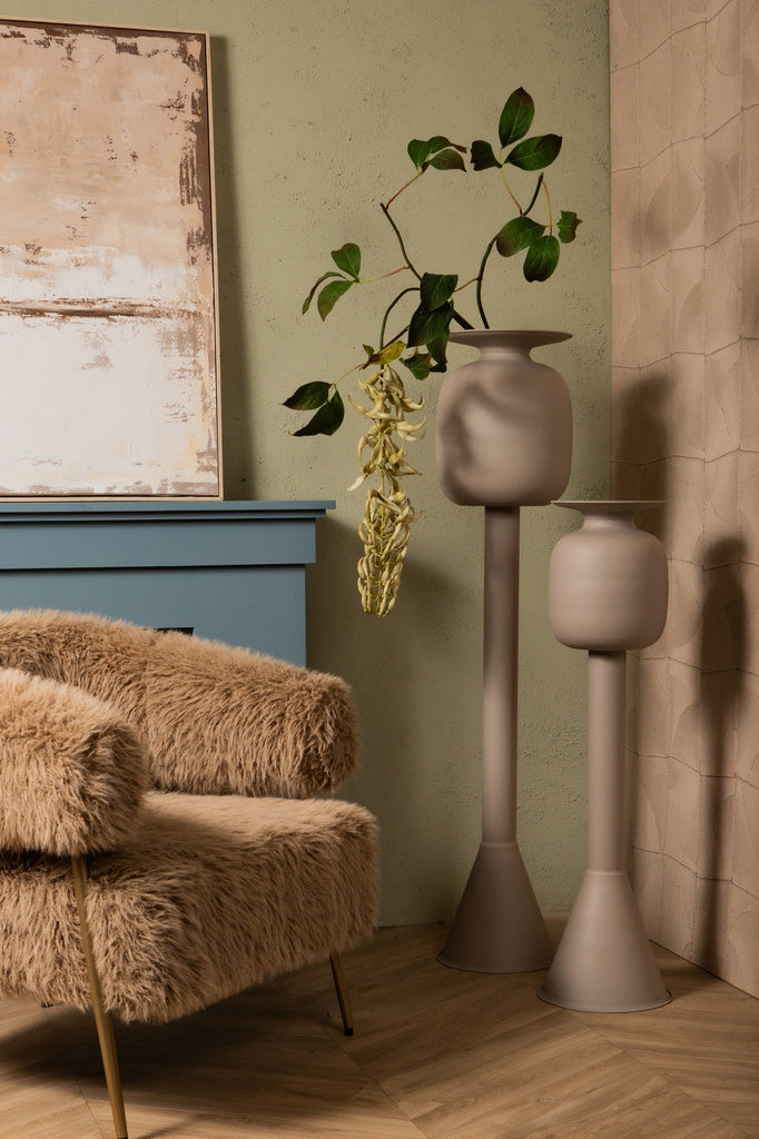 Dainah Roomijzeren pot op lange basis groot - depauwwonen