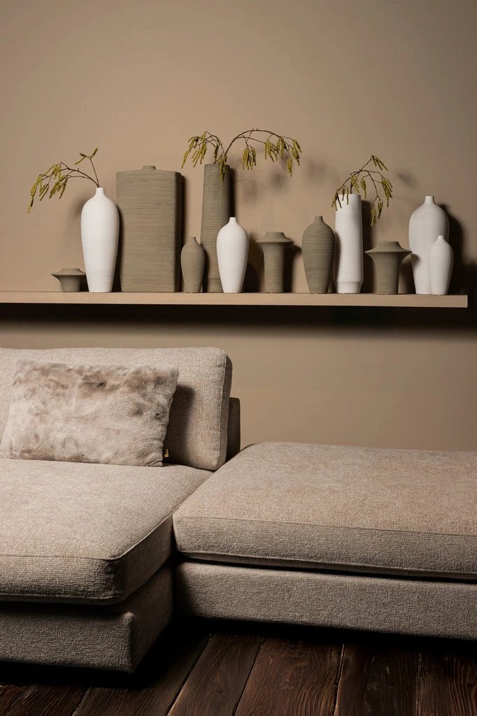 Cavinn Witte matte keramische flesvaas L by PTMD