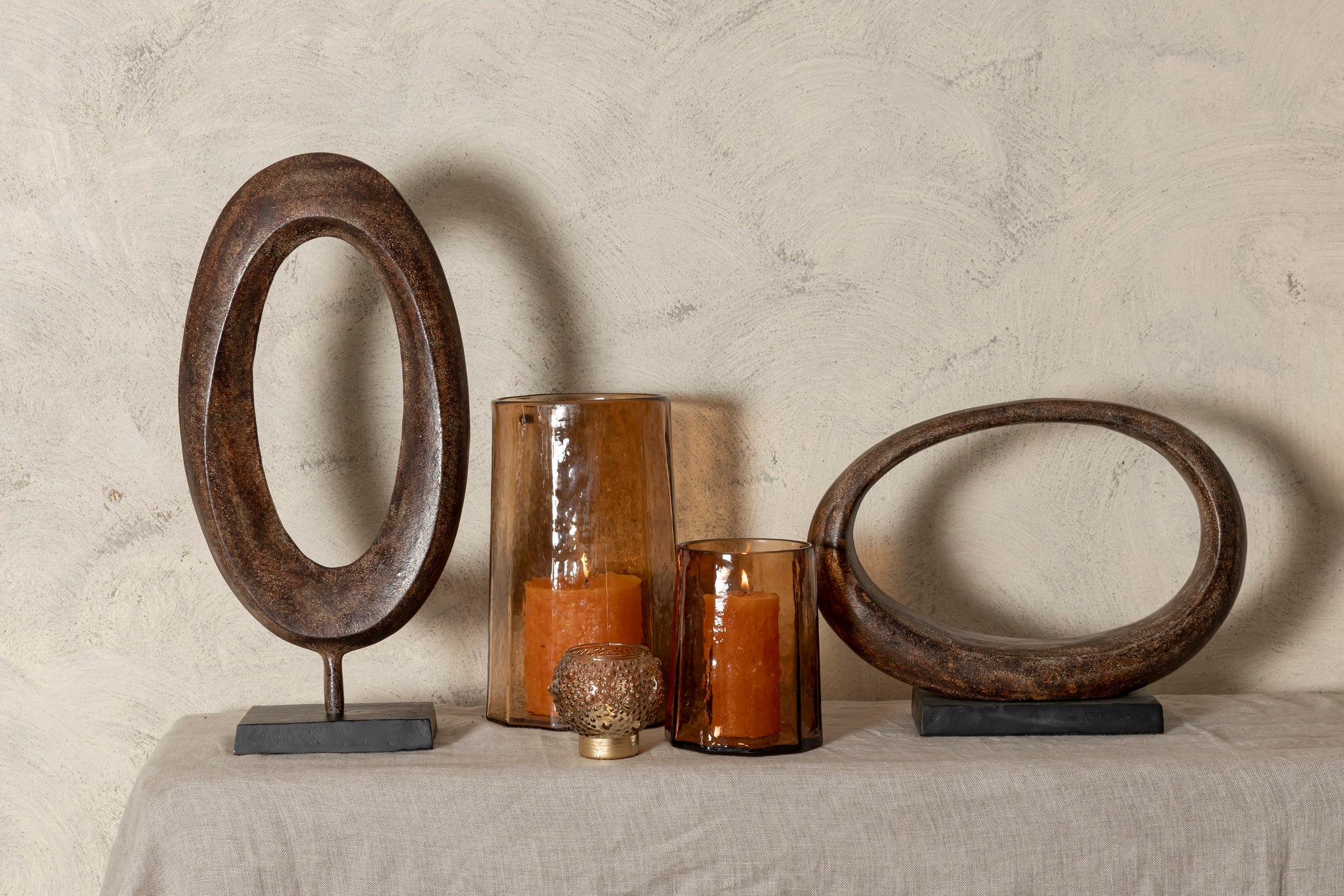 Rhubie Brown Ovale Aluminium Gegoten Standbeeld - depauwwonen