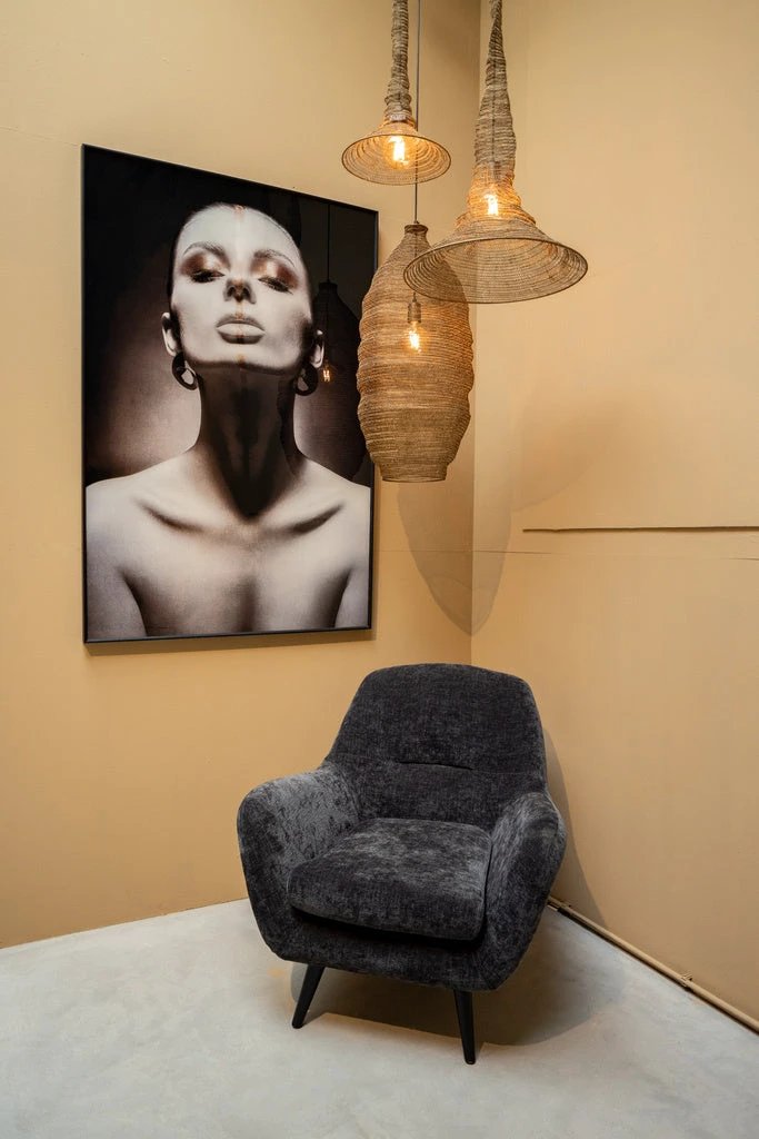 Donny Antraciet fauteuil met zwarte houten poten by PTMD