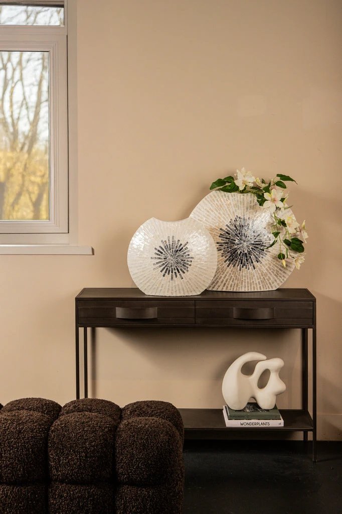 Vojtech Witte ovale poly schell pot S by PTMD