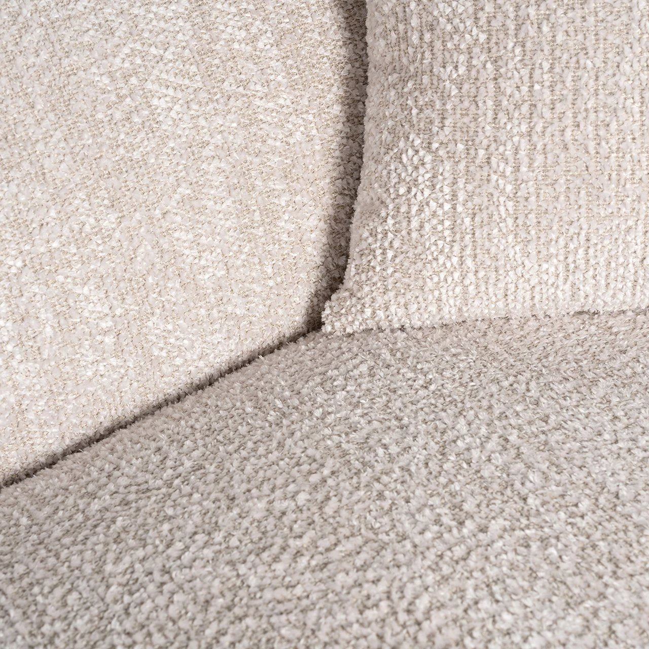 Bank Armand lovely cream by Richmond Interiors