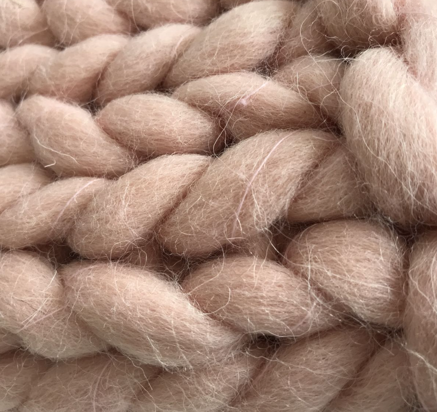 Plaid grof gebreid 100% wol roze - depauwwonen