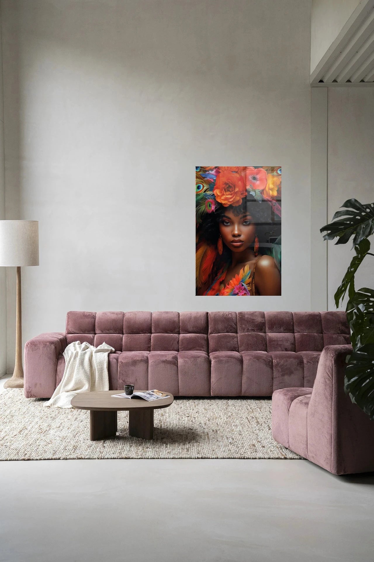 Moderne wanddecoratie kunst van Urban Cotton, glasart en wandkleed met abstract ontwerp en levendige kleuren.