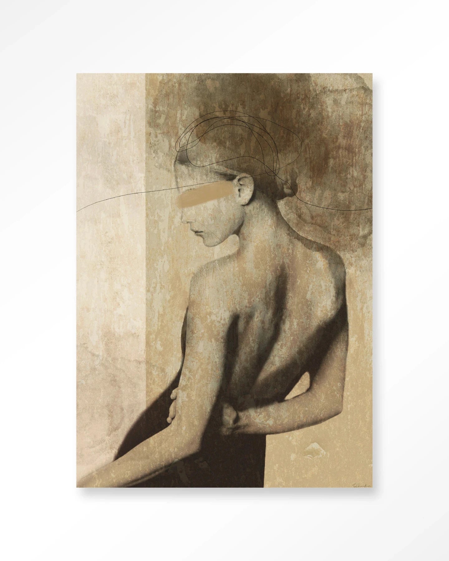 Moderne wanddecoratie van Urban Cotton met artprint, glaskunst en wandkleed met abstract ontwerp en levendige kleuren.