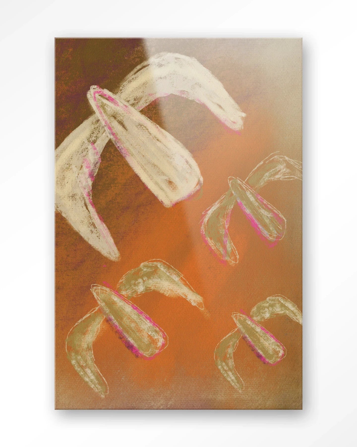 Moderne glazen kunstwanddecoratie 'Bird Rise' van Urban Cotton met kleurrijk artprint en glazen details.