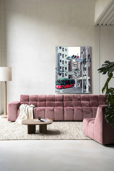 Moderne wanddecoratie met afbeelding van een bus, inclusief wandkleed en glasart, door Urban Cotton, artistieke kunst voor aan de muur