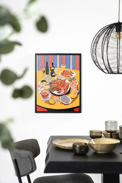 Moderne Fruits de Mer kunstprint met houten lijst in zwart, wanddecoratie van Urban Cotton voor een stijlvolle uitstraling.