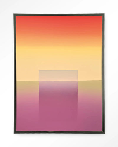Moderne wanddecoratie van Urban Cotton met abstract gradient kunstprint en zwart wandkleed in een zwevende lijst.