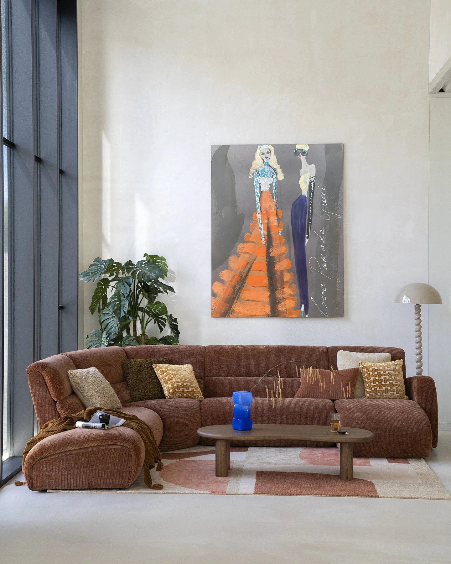 Gucci wandkleed met moderne kunstprint en glasdetails, ontworpen door Urban Cotton voor stijlvolle wanddecoratie.