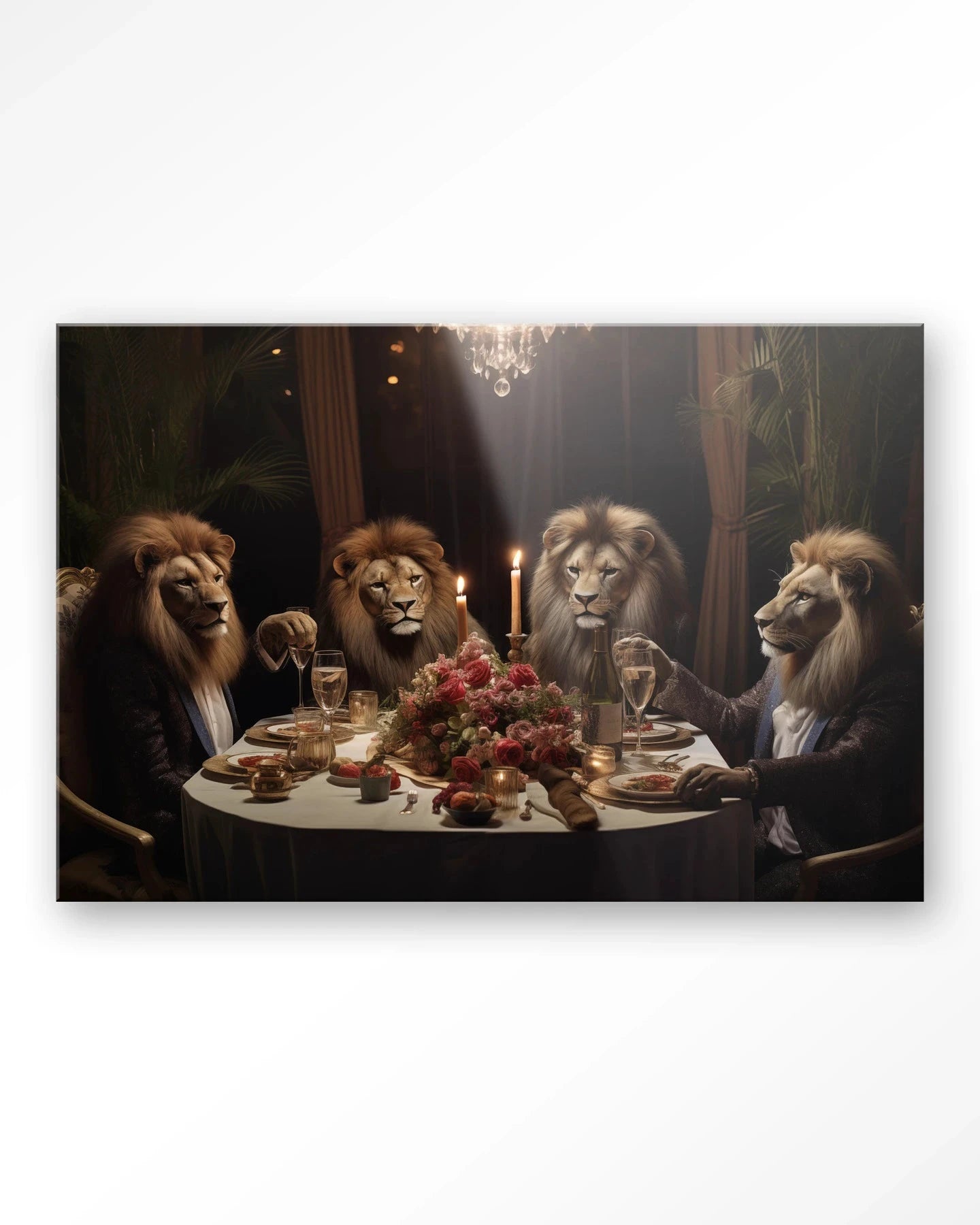 Moderne wanddecoratie met kunstprint van een leeuwen diner, gemaakt van glas door Urban Cotton.