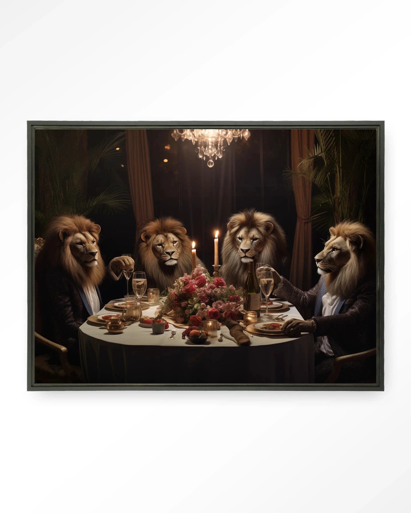 Moderne wanddecoratie met Leeuwens diner kunstprint en wandkleed van Urban Cotton, zwart frame en glazen kunstwerk.