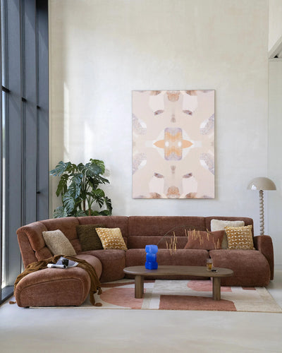 Moderne wanddecoratie met afbeelding van bergleeuw op wandkleed van Urban Cotton, geschikt als kunstdecoratie voor thuis.