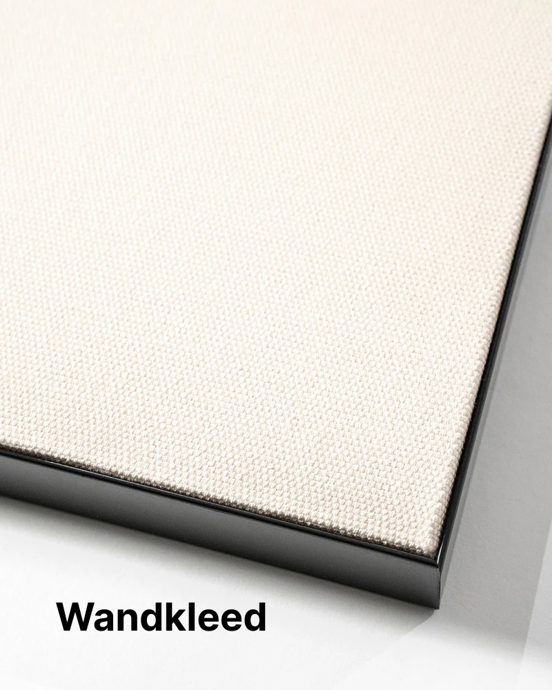 Moderne wanddecoratie van Urban Cotton met wandkleed met abstracte kunstprint en glaskunst voor een stijlvolle muurversiering
