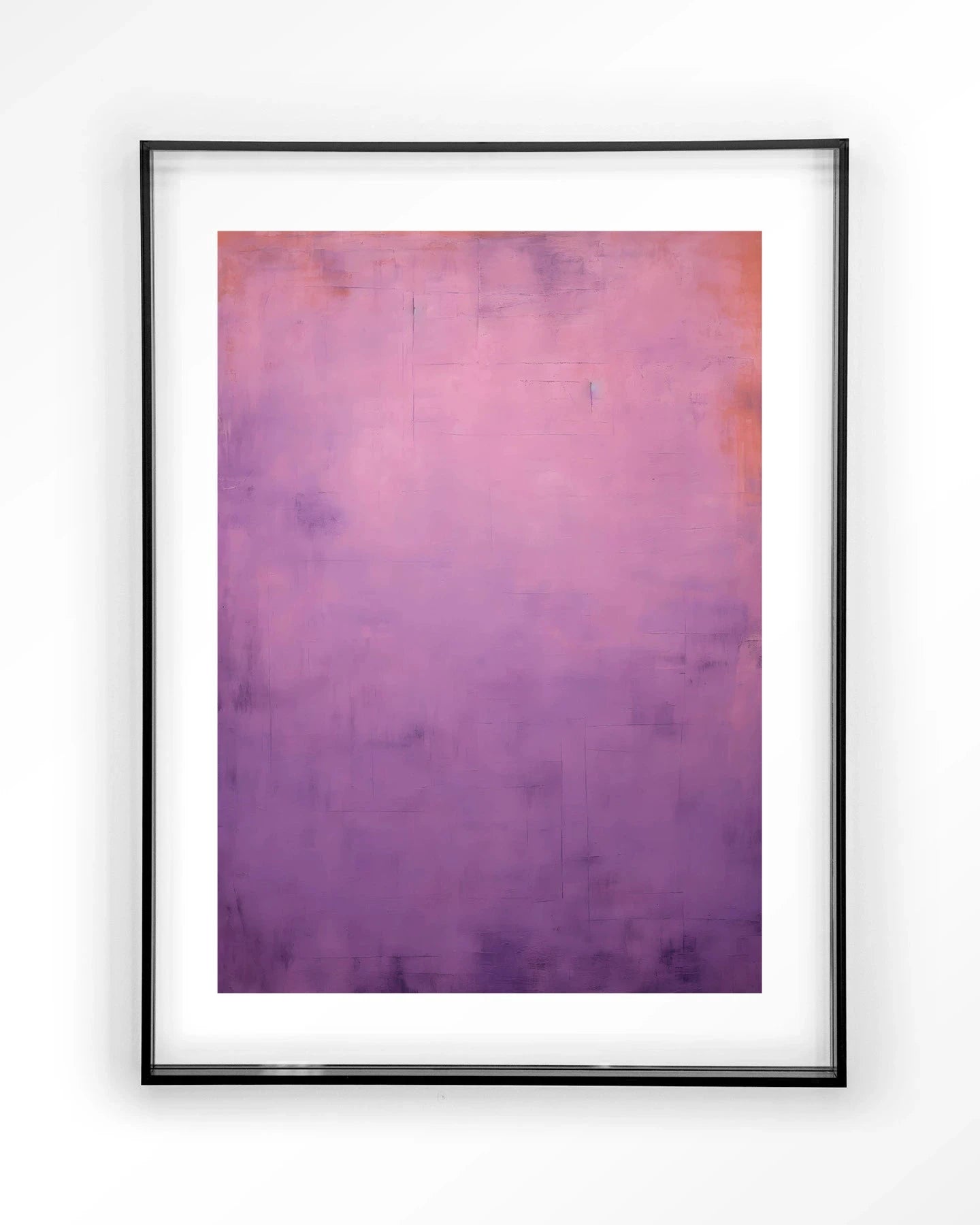 Moderne paarse wanddecoratie van Urban Cotton, inclusief kunstprint, glazen kunst en wandkleed in een zwart frame.