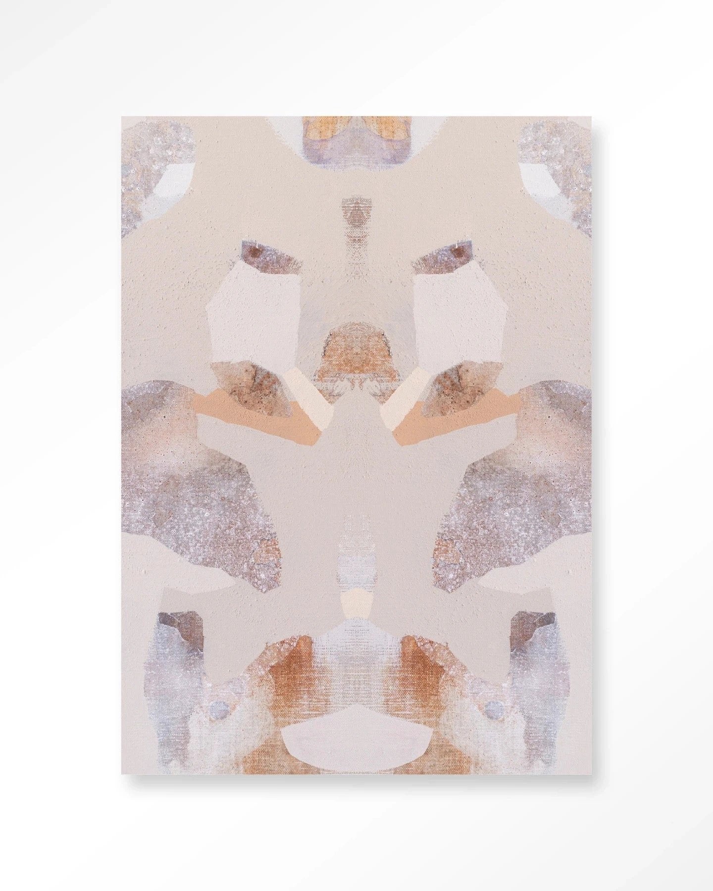 Moderne wanddecoratie van Urban Cotton met een sand fox kunstprint, glasart en wandkleed in een stijlvolle, artistieke compositie.