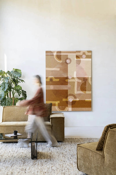 Moderne wanddecoratie van Urban Cotton: Terra Universe kunstwerk met wandkleed en glazen kunst in een frame.