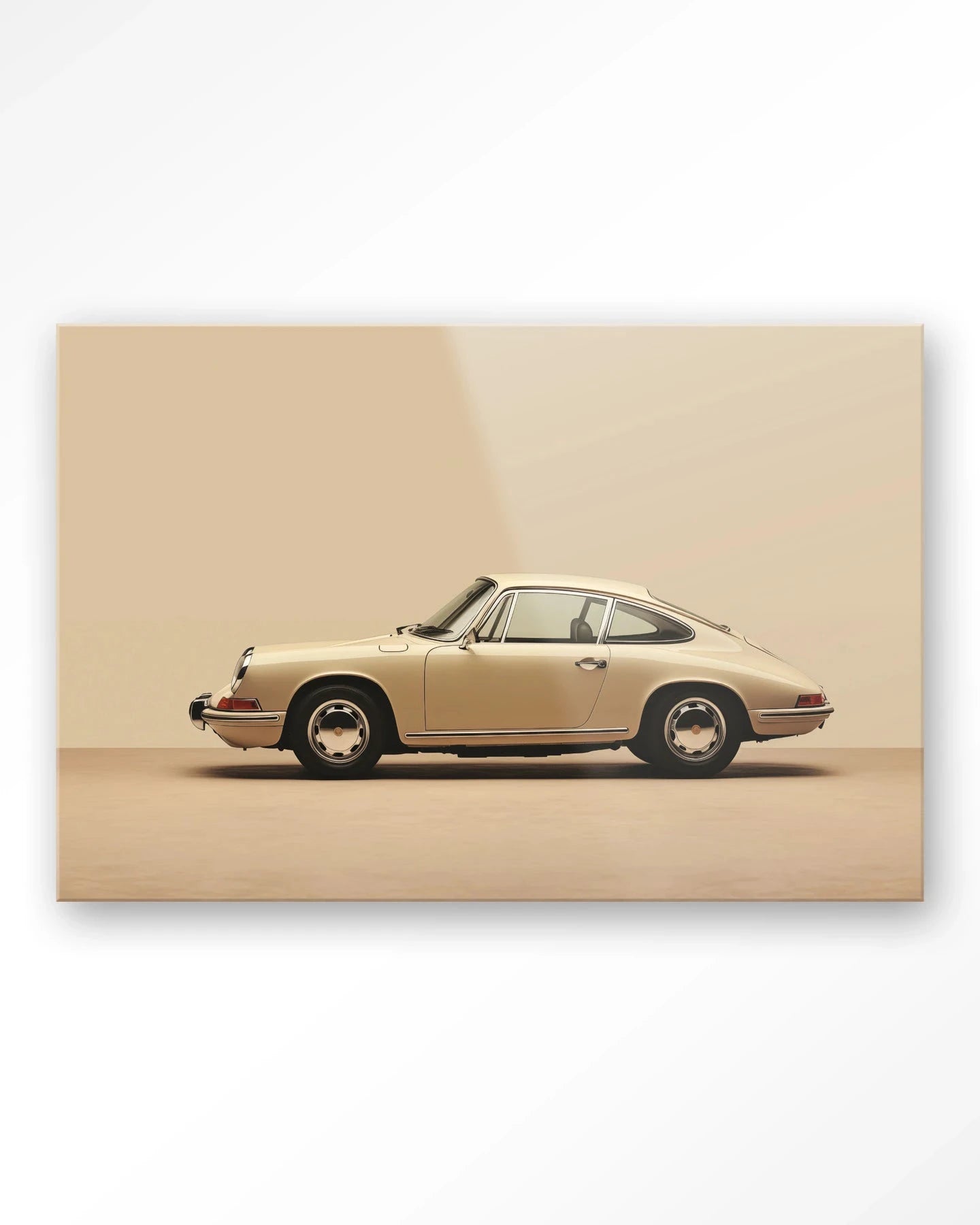 Vintage Porsche beige kunstafbeelding van Urban Cotton, glasart en wandkleed voor moderne wanddecoratie.