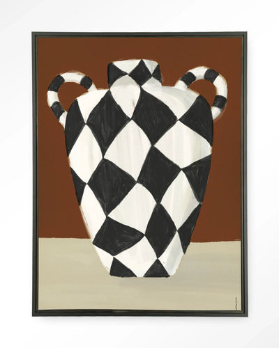 Moderne wanddecoratie met kunstprint en glazen kunstwerk van Urban Cotton, Vivid Vase 01 op zwart wandkleed in een zwevende lijst