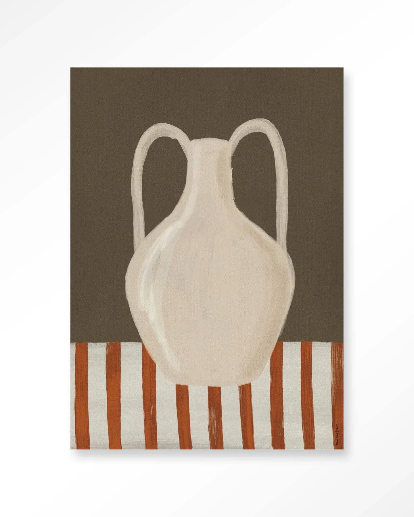 Moderne wanddecoratie van Urban Cotton met Vivid Vase 06 kunstprint, glasart en wandkleed voor stijlvolle interieurversiering