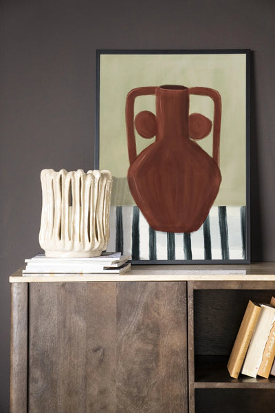 Moderne kunstprint Vivid Vase 10 van Urban Cotton, houten lijst, zwart frame, decoratief wandkunst met glas- en textuurdetails.