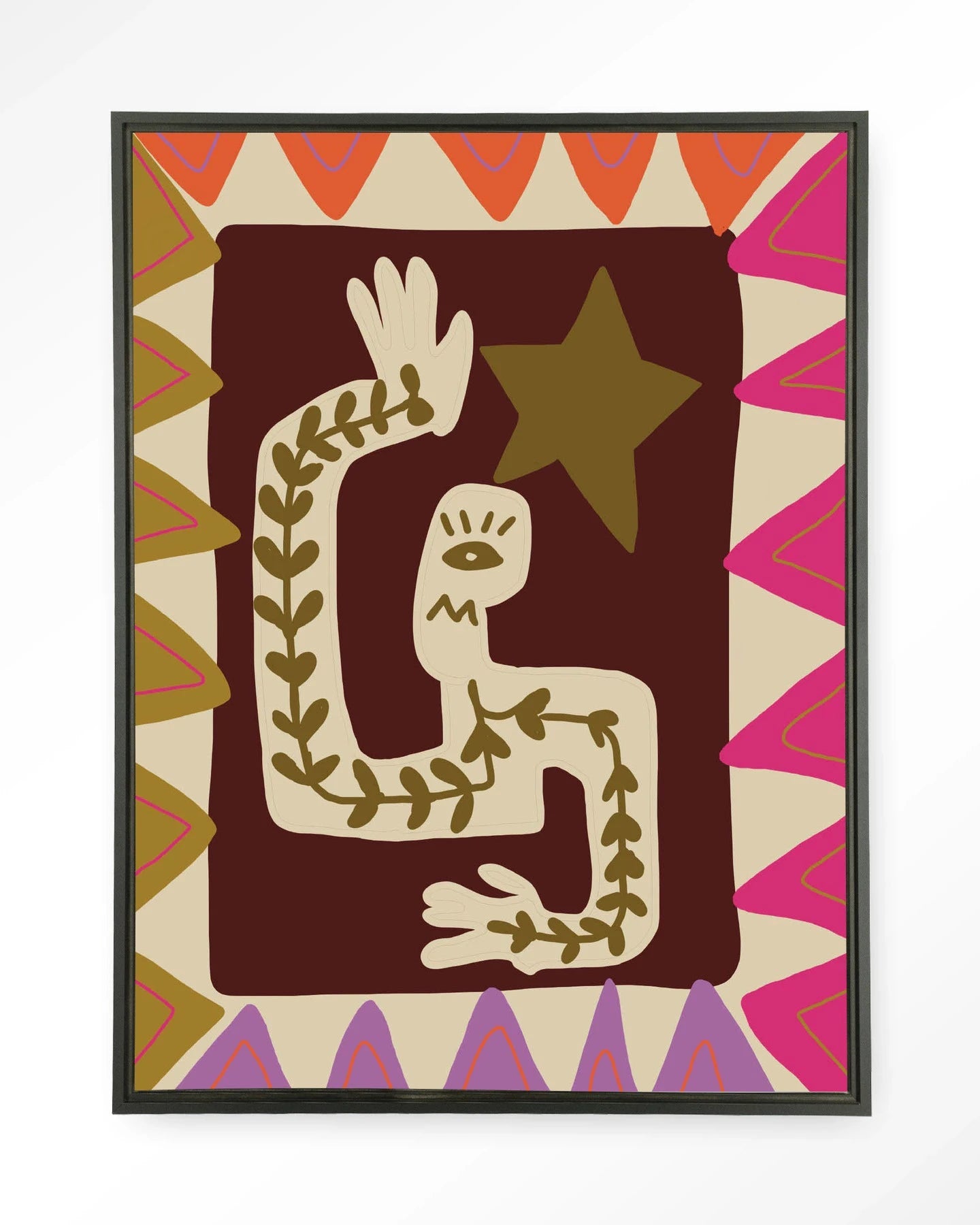 Moderne wanddecoratie van Urban Cotton met zwart wandkleed en floating frame, kunstprint met golvlamotief voor in de woonkamer.